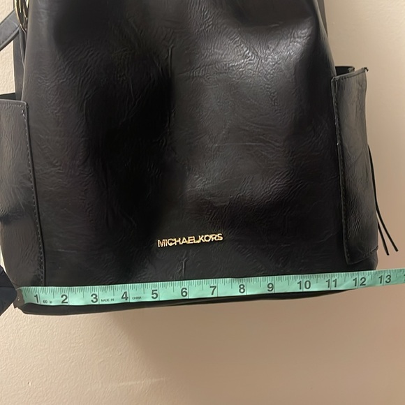 Michael Kors Inspired Large Shoulder Bag - Picture 4 of 8